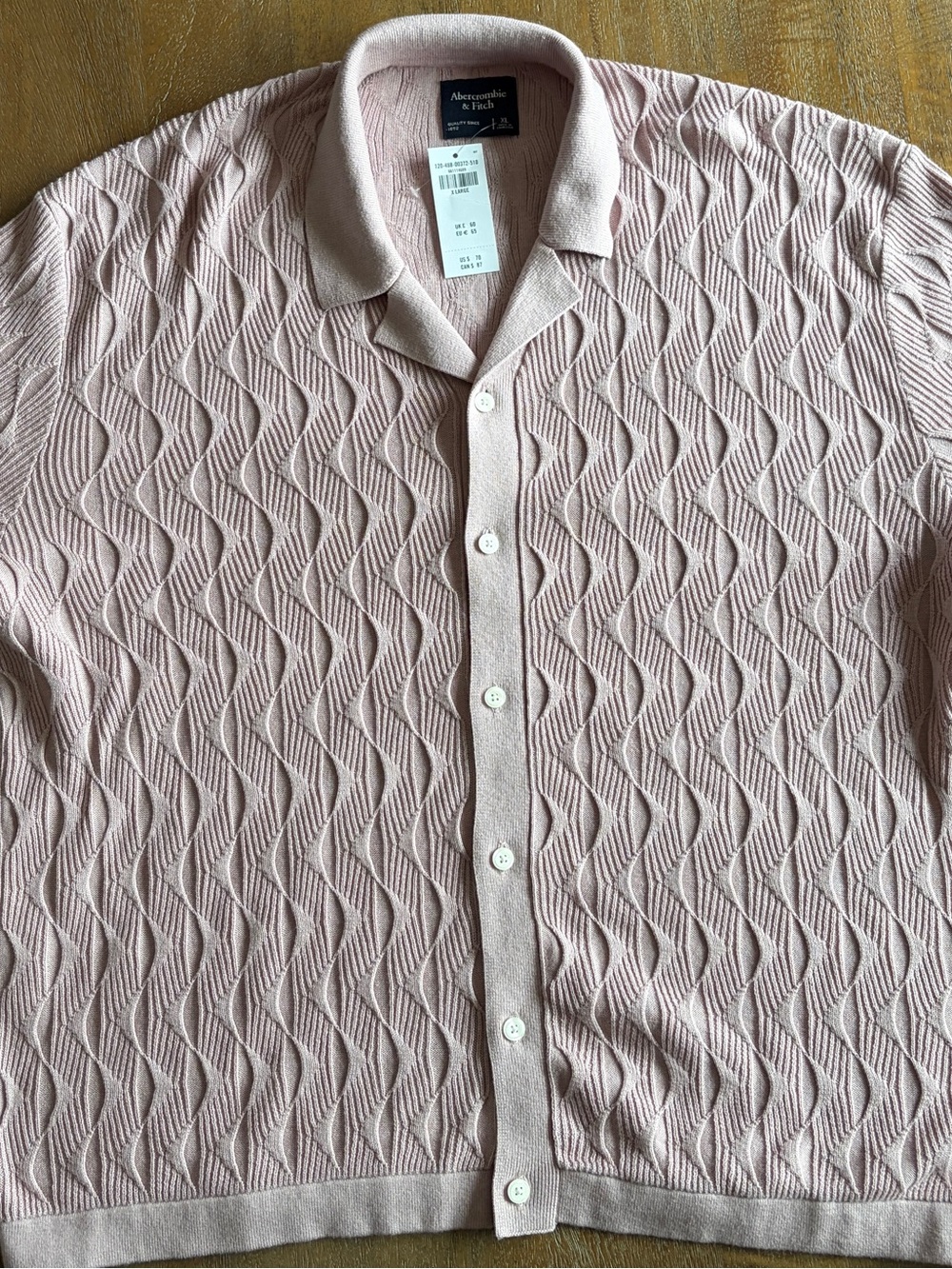 Abercrombie & Fitch Men’s Light Pink Textured Button-Up
